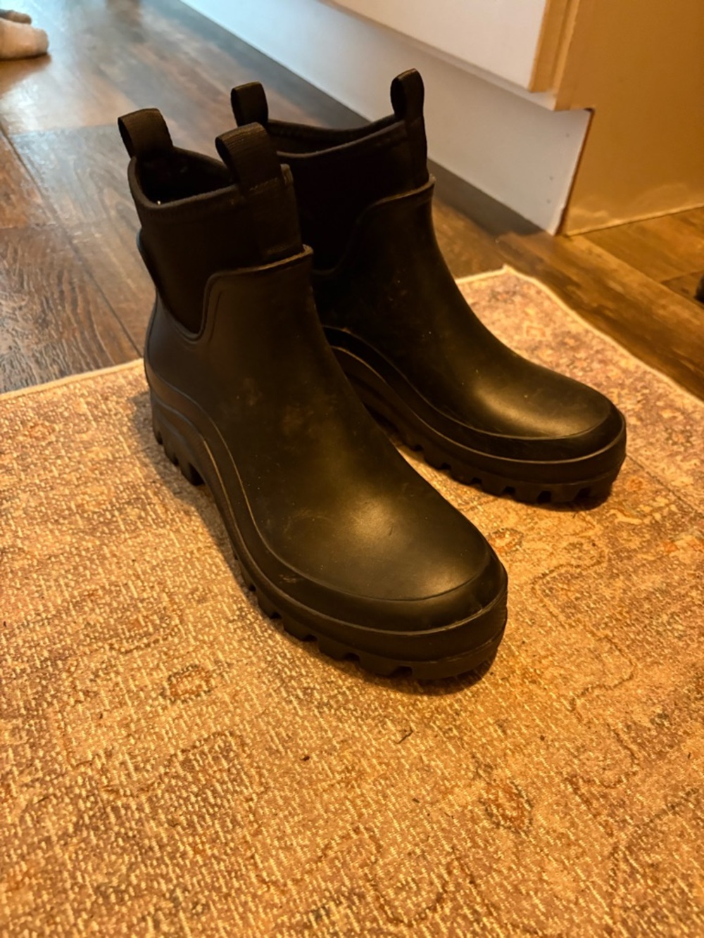 Women’s Chelsea Rain Ankle Boots - Black